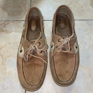 Sperry boat shoe